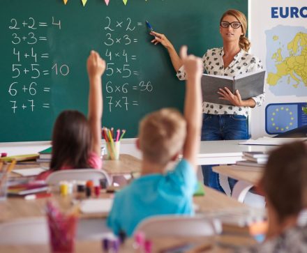 Descubre las nuevas calculadoras Classwiz, desarrolladas junto al profesorado y adaptadas al nuevo currículo escolar